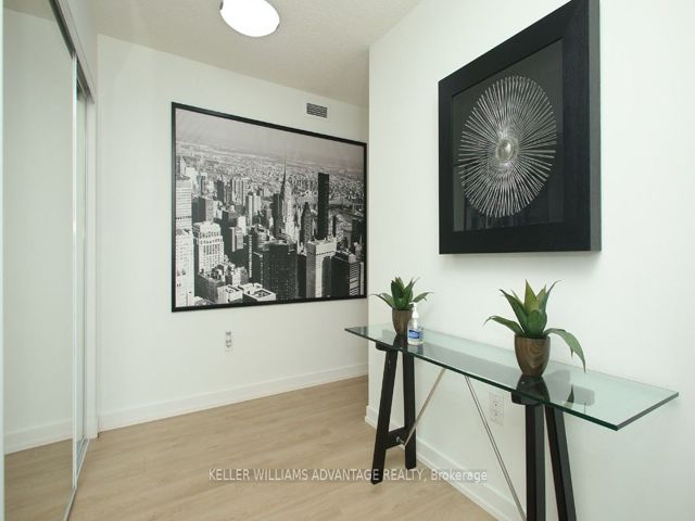 1512 - 38 Dan Leckie Way