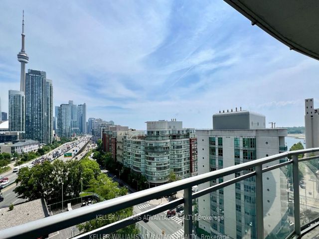 1512 - 38 Dan Leckie Way