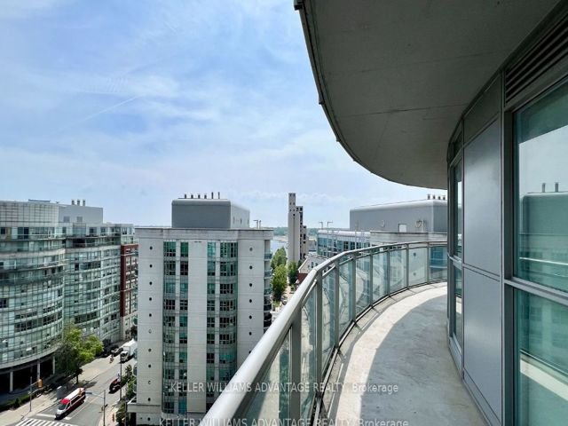 1512 - 38 Dan Leckie Way