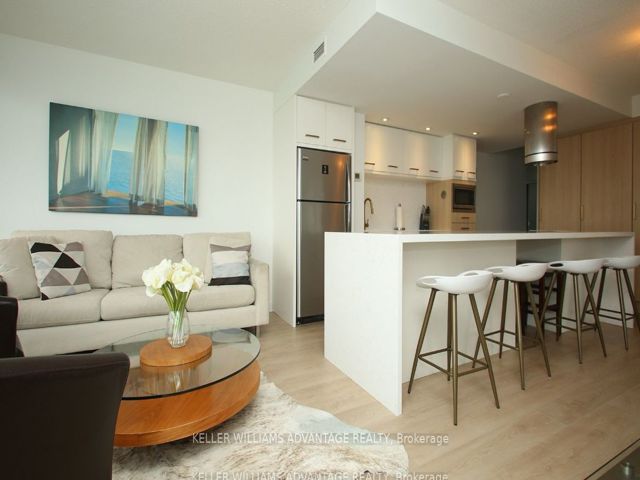 1512 - 38 Dan Leckie Way