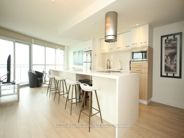 1512 - 38 Dan Leckie Way