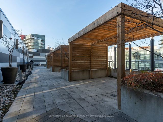 705 - 20 Bruyeres Mews