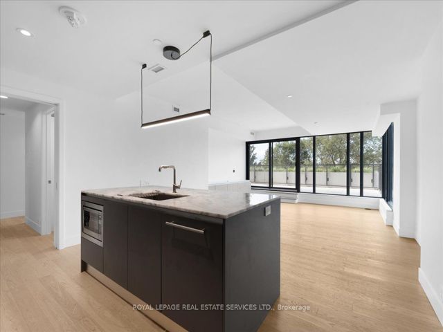 502 - 1414 Bayview Ave
