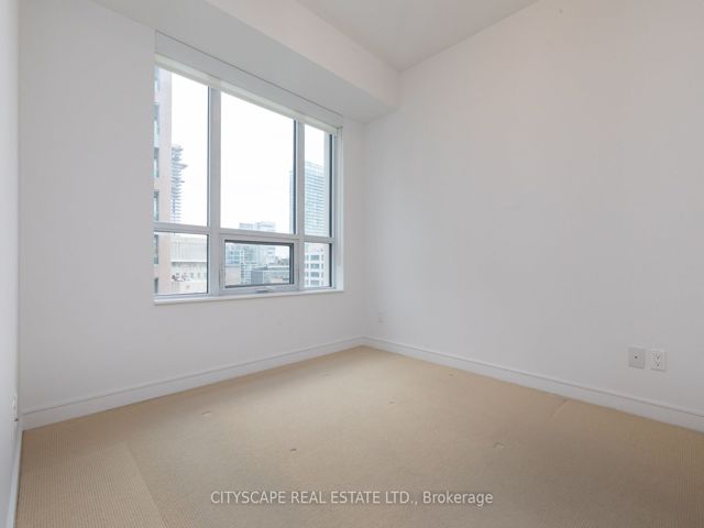 1703 - 88 Scott St