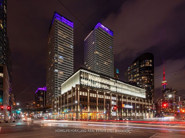 4205 - 17 Bathurst St
