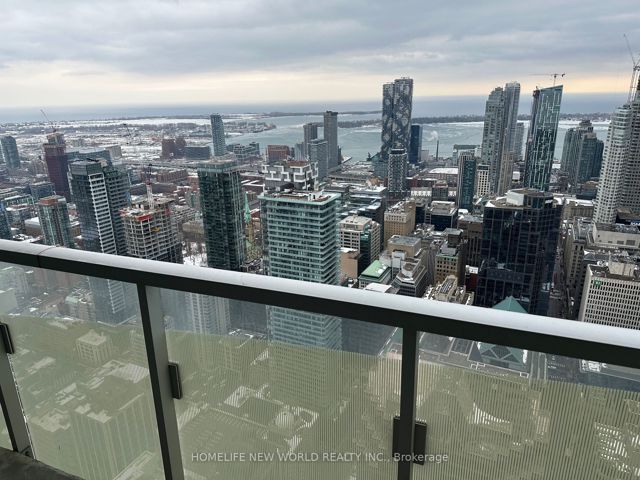 5909 - 197 Yonge St