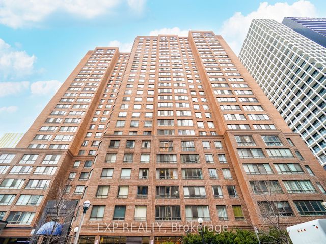 2322 - 633 Bay St