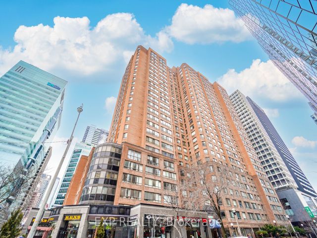 2322 - 633 Bay St