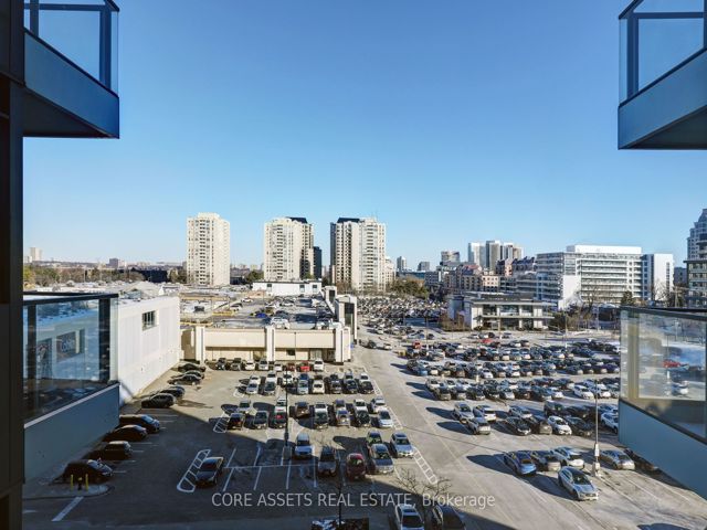 316 - 2885 Bayview Ave