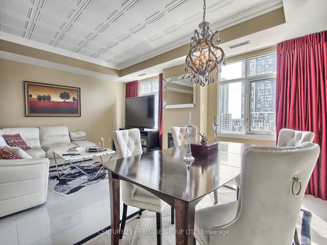 PH6 - 550 Front St W