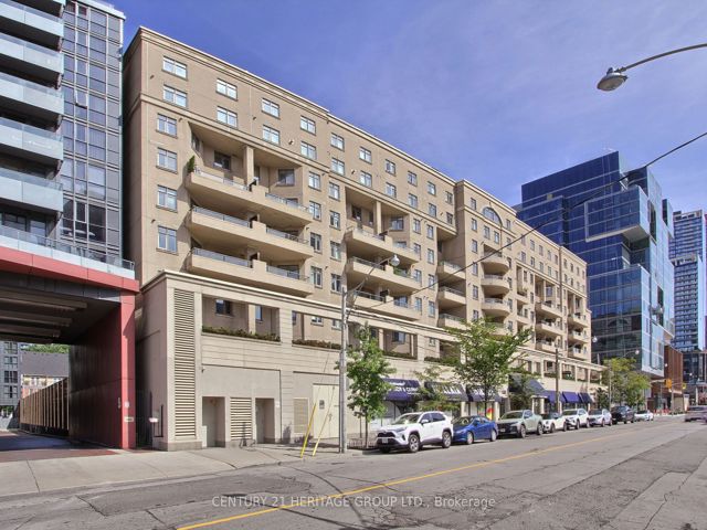 PH6 - 550 Front St W