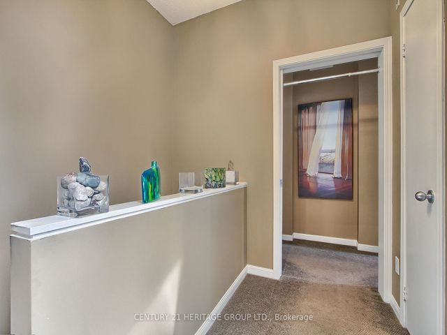 PH6 - 550 Front St W