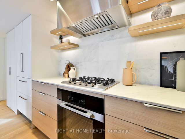 PH 2 - 225 Brunswick Ave