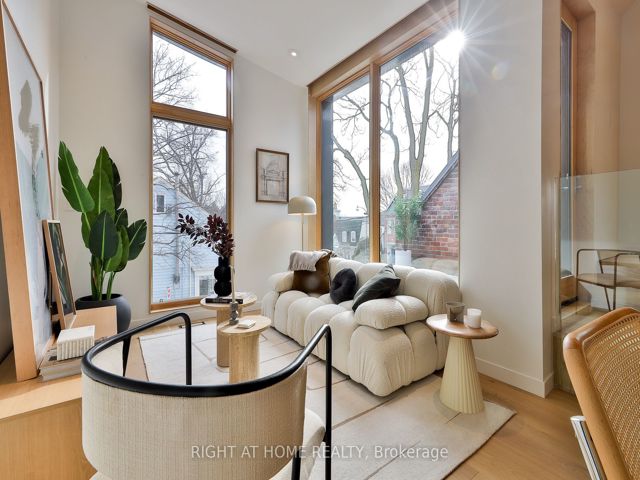 PH 2 - 225 Brunswick Ave