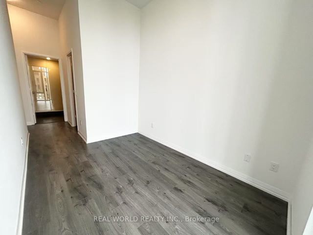 GPH08 - 8 Widmer St