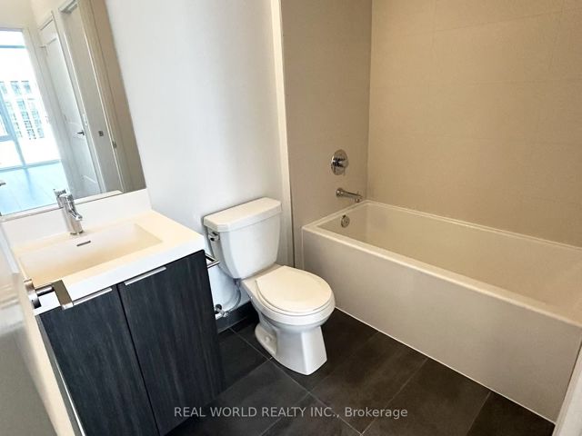 GPH08 - 8 Widmer St