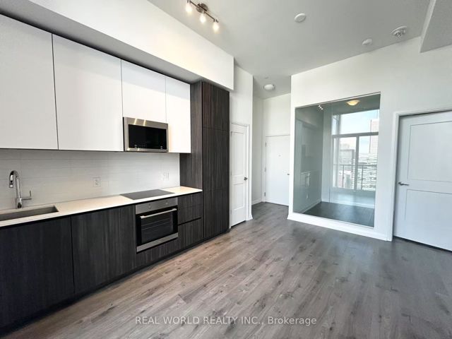 GPH08 - 8 Widmer St