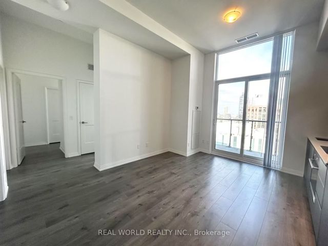 GPH08 - 8 Widmer St