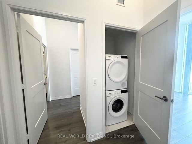 GPH08 - 8 Widmer St
