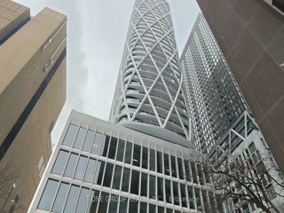 2212 - 230 Simcoe St