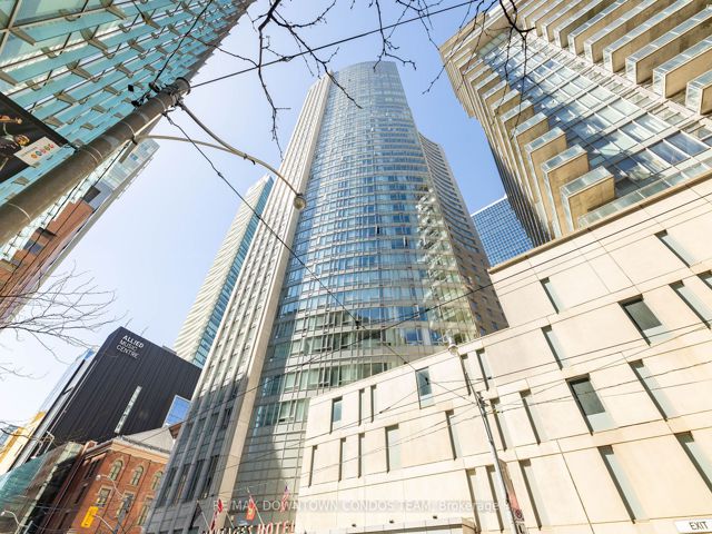 4110 - 210 Victoria St
