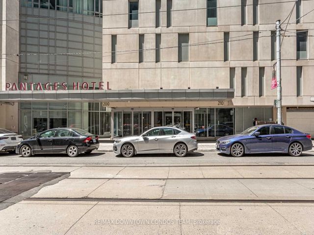 4110 - 210 Victoria St