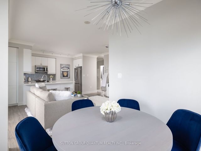 LPH03 - 400 Adelaide St E