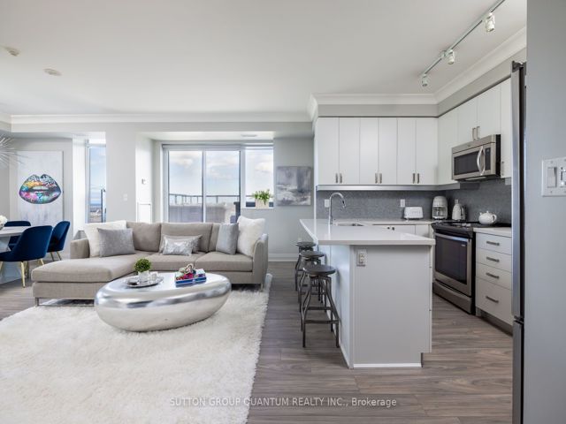 LPH03 - 400 Adelaide St E