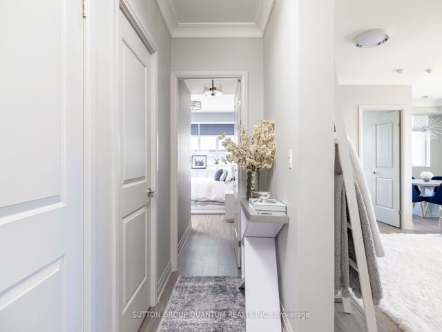 LPH03 - 400 Adelaide St E