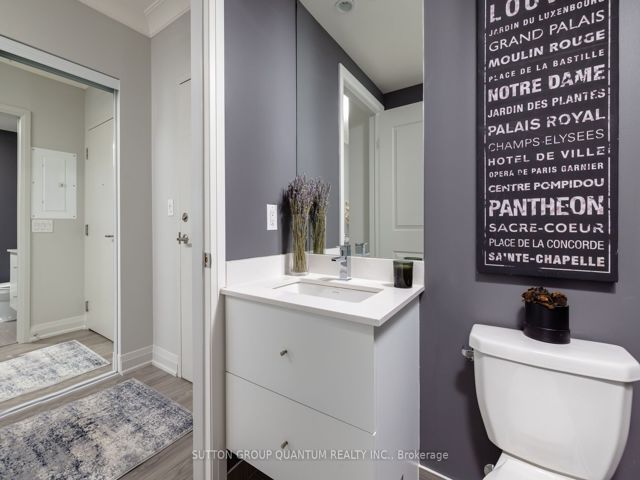LPH03 - 400 Adelaide St E