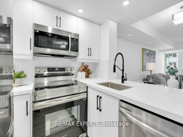 818 - 65 E Liberty St