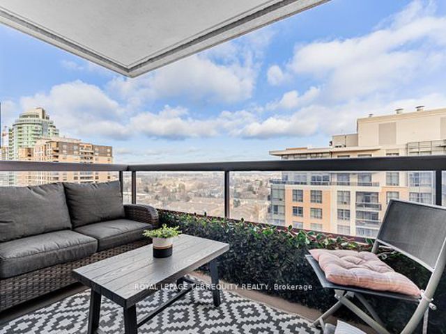 1719 - 15 Northtown Way