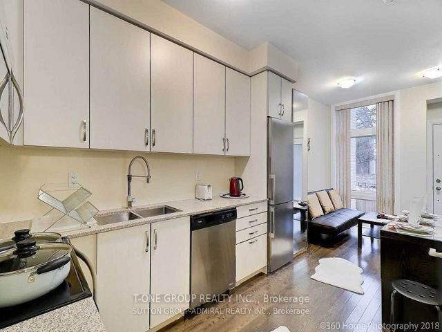 102 - 23 Eldora Ave