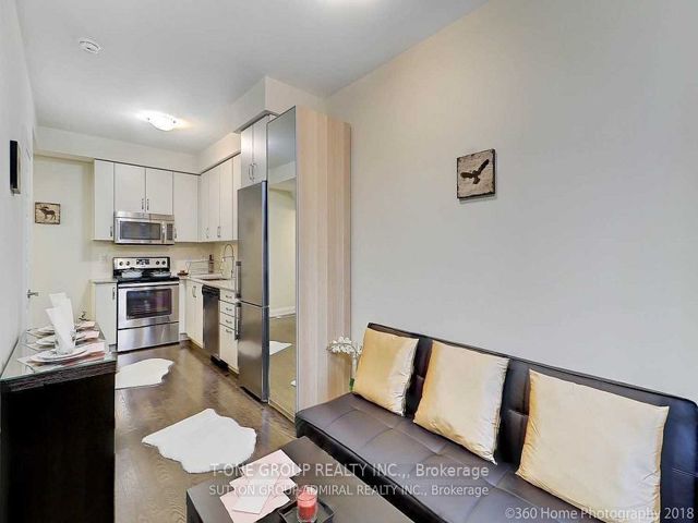102 - 23 Eldora Ave