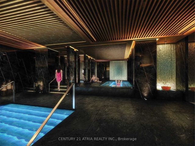 1710 - 2221 Yonge St