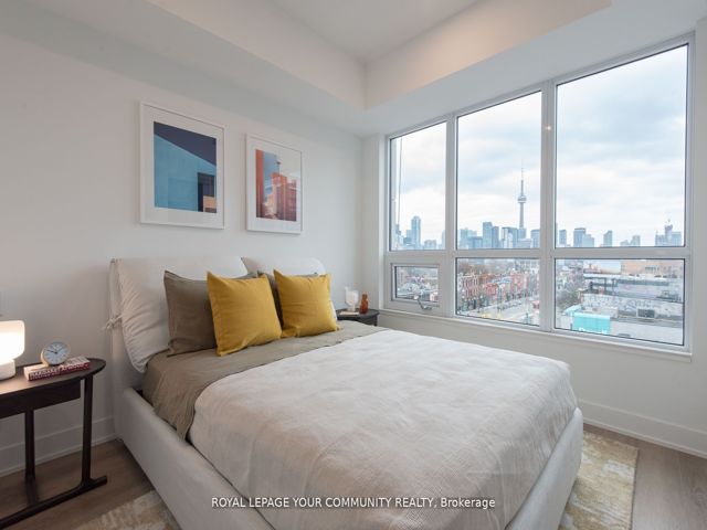 1205 - 484 Spadina Ave
