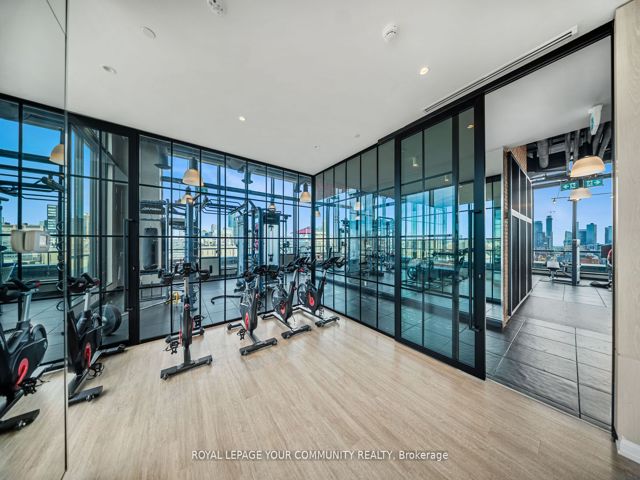 1205 - 484 Spadina Ave