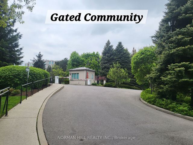 809 - 38 William Carson Cres