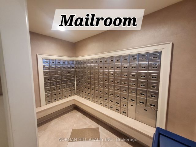 809 - 38 William Carson Cres