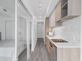 331 - 2020 Bathurst St