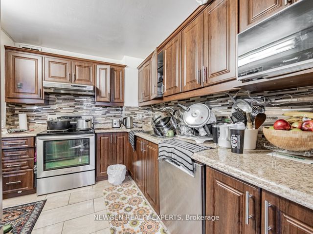 802 - 715 Don Mills Rd