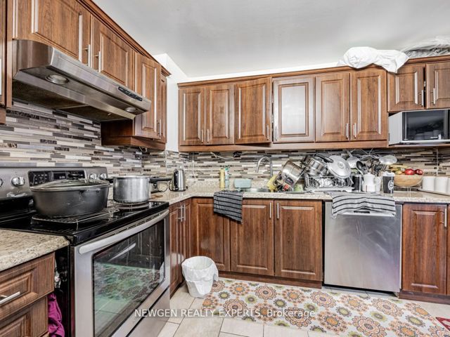 802 - 715 Don Mills Rd