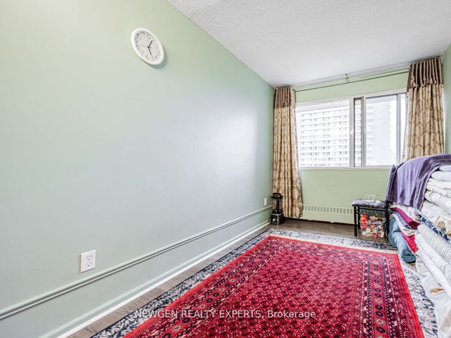802 - 715 Don Mills Rd