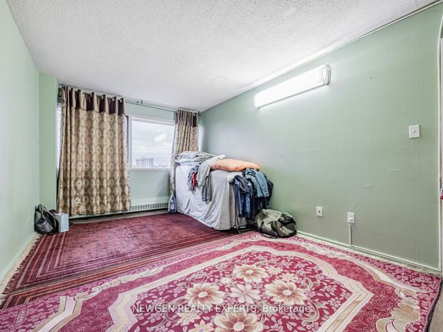 802 - 715 Don Mills Rd