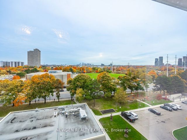 802 - 715 Don Mills Rd
