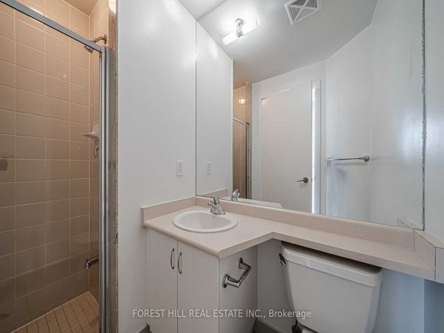 2910 - 215 Fort York Blvd