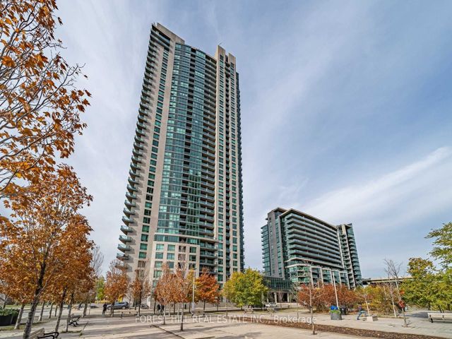 2910 - 215 Fort York Blvd