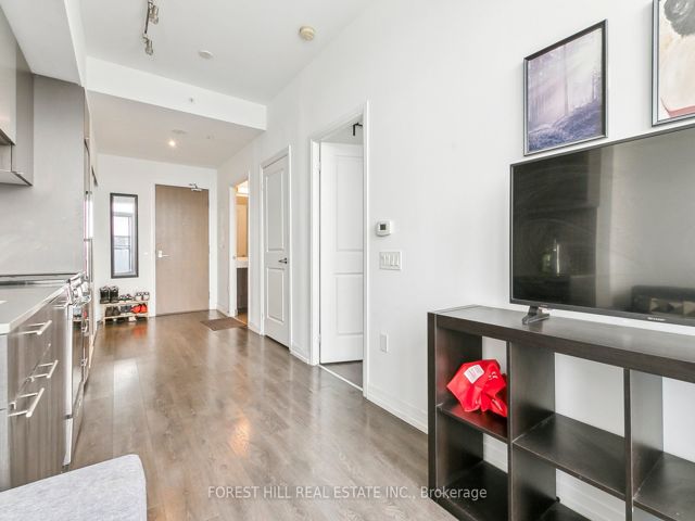 PH12 - 251 Jarvis St