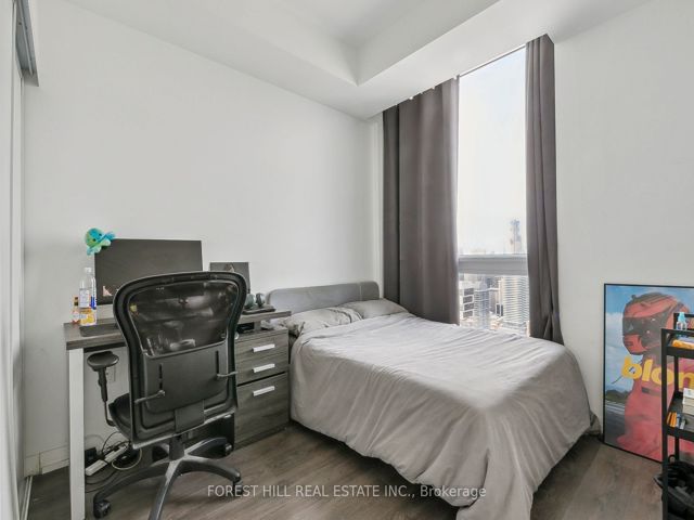 PH12 - 251 Jarvis St