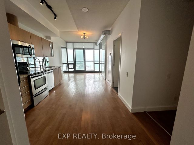 2305 - 33 Mill St